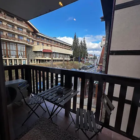 35 Mountain Apartment *
